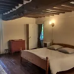 مكان تخييم Chez Marie Roulotte