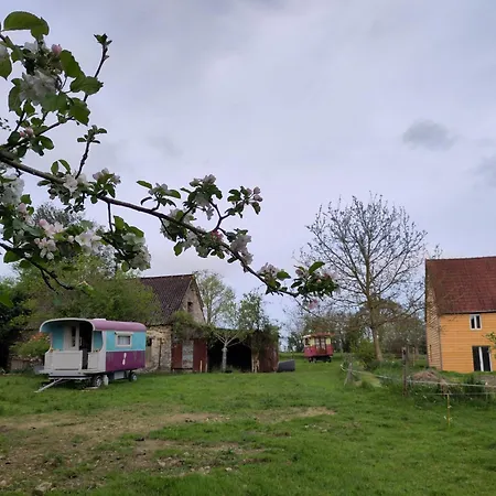 Chez Marie Roulotte Campsite