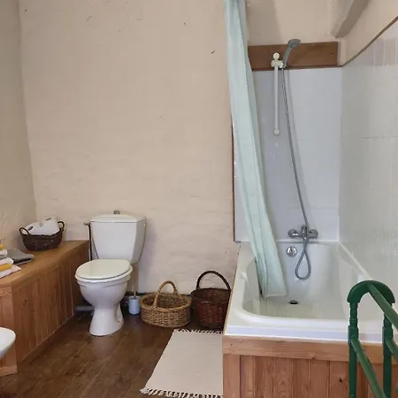 Chez Marie Roulotte Pontfarcy