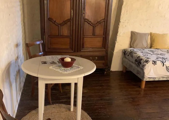 Chez Marie Roulotte * Pontfarcy