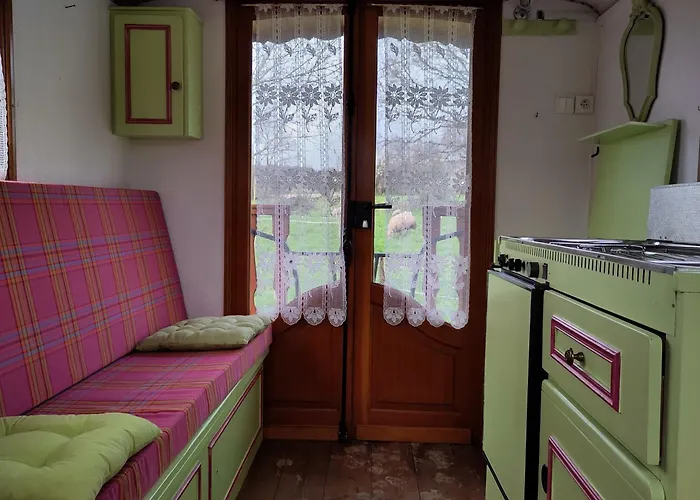 Chez Marie Roulotte *